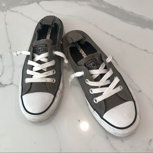 Converse Chuck Taylor’s size 8 army green